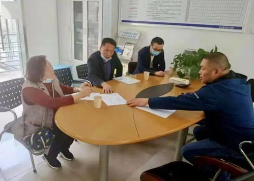 法律咨詢(xún)進(jìn)社區(qū)，為民服務(wù)暖人心